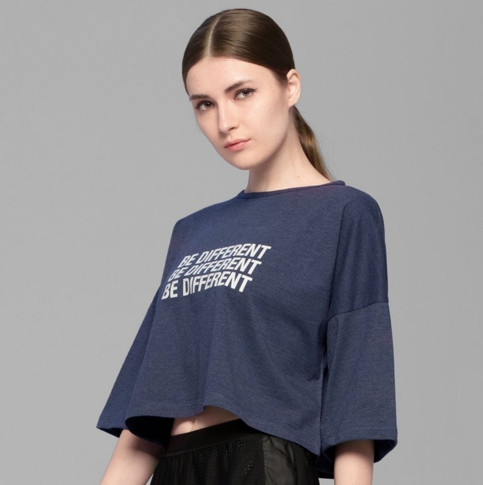 Be Different Oversized Cropped Tee